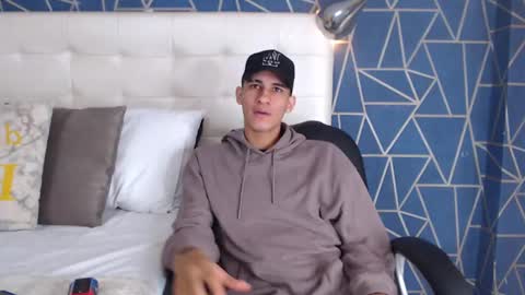 Snapshot of jakemoxleey chatting on 12, 3, 2025 jakemoxleey online show from 12, 3, 2025