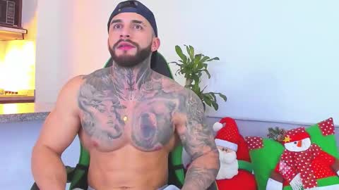 Snapshot of jakeortega chatting on 17, 12, 2025 Jake Orthega online show from 17, 12, 2025