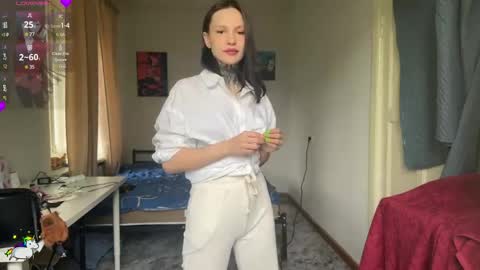 Sarah online show from 4, 6, 2026