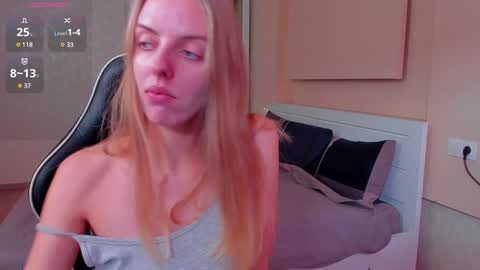 Snapshot of jam_cream chatting on 26, 1, 2025 Sofia online show from 26, 1, 2025