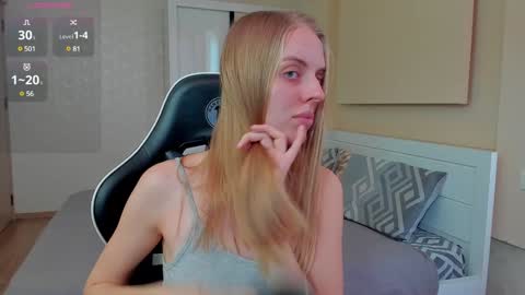 Snapshot of jam_cream chatting on 30, 1, 2025 Sofia online show from 30, 1, 2025