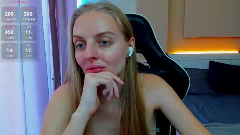 Snapshot of jam_cream chatting on 14, 10, 2025 Sofia online show from 14, 10, 2025