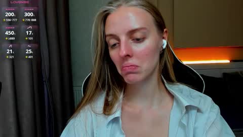 Snapshot of jam_cream chatting on 22, 10, 2025 Sofia online show from 22, 10, 2025