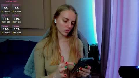 Snapshot of jam_cream chatting on 20, 12, 2025 Sofia online show from 20, 12, 2025