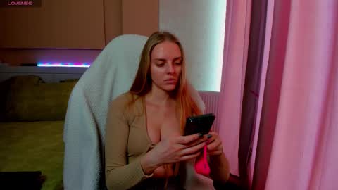 Snapshot of jam_cream chatting on 15, 1, 2026 Sofia online show from 15, 1, 2026