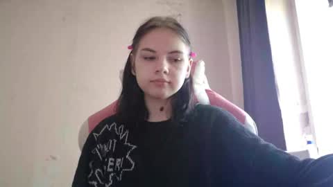 Mila online show from 5, 6, 2026