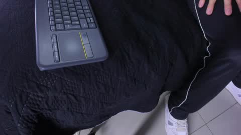 james_06_ online show from 8, 4, 2026