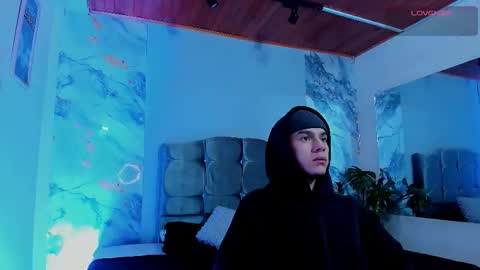 james_adamss_ online show from 4, 3, 2026