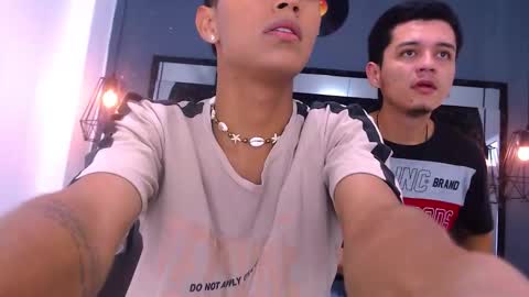 Snapshot of james_and_kenet chatting on 12, 2, 2026 James y Kenet online show from 12, 2, 2026