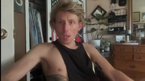 jamesbpeach online show from 28, 4, 2026