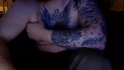 Snapshot of jamesbuilt chatting on 12, 3, 2025 jamesbuilt online show from 12, 3, 2025