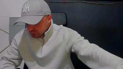 Snapshot of jamesmyersx chatting on 13, 5, 2026 JamesMyers online show from 13, 5, 2026