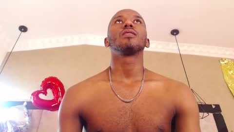 Snapshot of jamesparck chatting on 13, 2, 2025 James online show from 13, 2, 2025