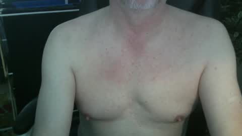 Snapshot of jamesray722 chatting on 24, 2, 2025 jamesray722 online show from 24, 2, 2025