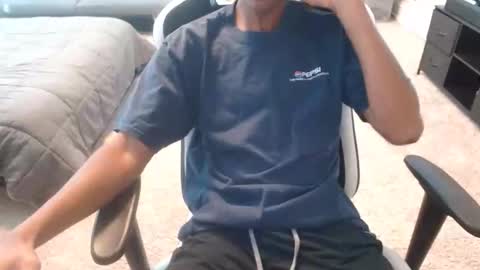 jamessbaker online show from 24, 4, 2026