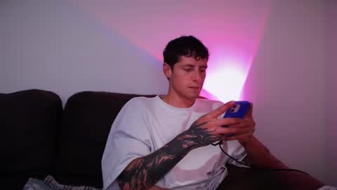 jamesss____ online show from 27, 2, 2025