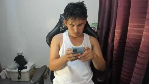 jamesthebigcockxxx online show from 3, 1, 2025