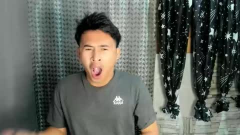 jamesthebigcockxxx online show from 17, 5, 2026