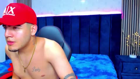 Snapshot of jamezprada chatting on 8, 9, 2025 Jamezprada online show from 8, 9, 2025