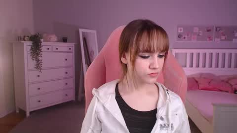 jamie_chung online show from 7, 11, 2025