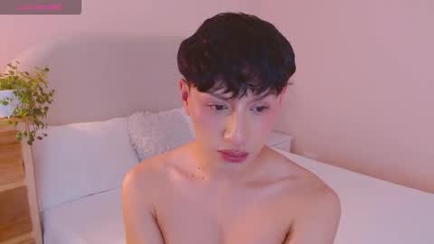 Snapshot of jamieash chatting on 18, 9, 2025 Jamie femboy online show from 18, 9, 2025