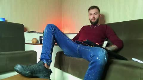 Robbie online show from 8, 3, 2025