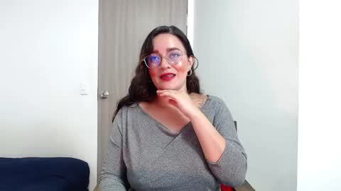 Snapshot of jane_and_paul1 chatting on 20, 1, 2025    online show from 20, 1, 2025