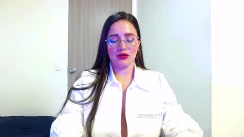 Snapshot of jane_and_paul1 chatting on 5, 2, 2025    online show from 5, 2, 2025