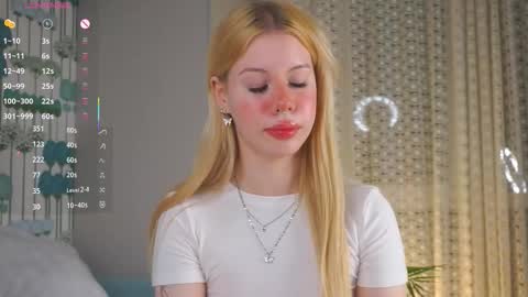 Snapshot of janecoxa chatting on 30, 10, 2025 Jennifer online show from 30, 10, 2025