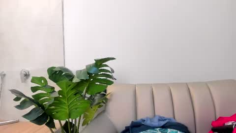 Snapshot of janecullen chatting on 15, 7, 2026 JANE online show from 15, 7, 2026