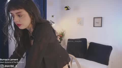 Snapshot of janne_maybe chatting on 3, 10, 2025 jmaybe e online show from 3, 10, 2025