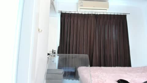 Amelle online show from 5, 2, 2025