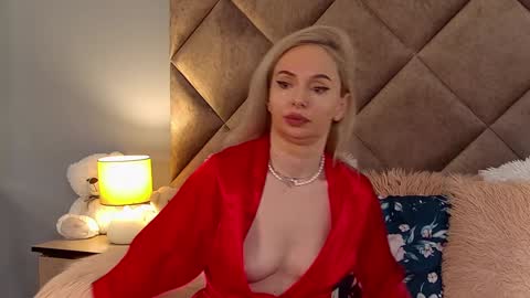 Snapshot of jaquelinemerlot chatting on 3, 12, 2024 jaquelinemerlot online show from 3, 12, 2024