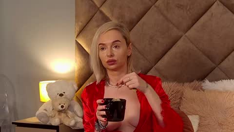 Snapshot of jaquelinemerlot chatting on 18, 12, 2024 jaquelinemerlot online show from 18, 12, 2024