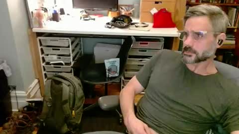 Snapshot of jareth_returns chatting on 11, 11, 2025 jareth_returns online show from 11, 11, 2025