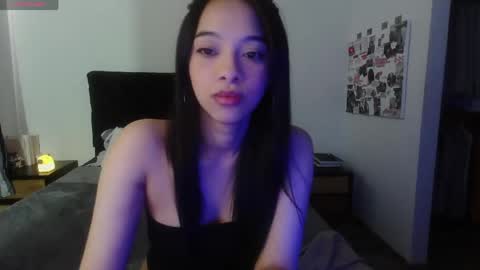 Snapshot of jasmine_019 chatting on 4, 5, 2026 J- next transmission december 4 online show from 4, 5, 2026