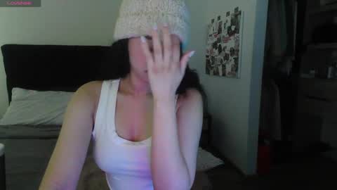Snapshot of jasmine_019 chatting on 29, 5, 2026 J- next transmission december 4 online show from 29, 5, 2026