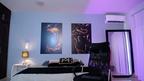 Instagram jasminecampbell1  online show from 16, 9, 2025