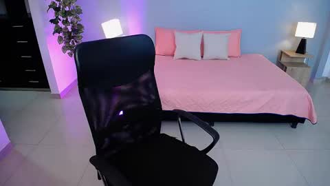 Instagram jasminecampbell1  online show from 6, 2, 2026