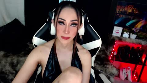 lavander  not for free show  online show from 4, 2, 2025