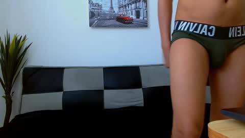 Snapshot of javier288038 chatting on 28, 9, 2025 javier288038 online show from 28, 9, 2025