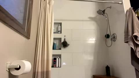 Jaws  online show from 11, 2, 2025