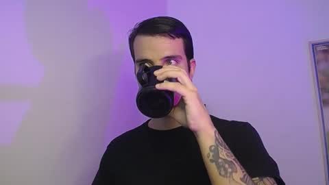 Jay Alvarrez online show from 30, 12, 2024