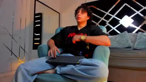 Snapshot of jaytaylorr chatting on 27, 6, 2026 Jay Taylor online show from 27, 6, 2026