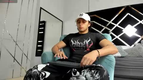 Jay Taylor online show from 22, 7, 2026