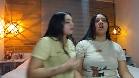 Snapshot of jazmin_dharius chatting on 26, 11, 2025 Jazmin and Scarlett online show from 26, 11, 2025