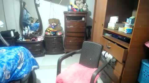 Snapshot of jazmin_rios chatting on 8, 6, 2026 jazmim online show from 8, 6, 2026