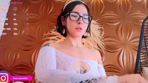 Jazmin online show from 15, 9, 2025