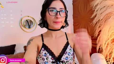 Jazmin online show from 17, 9, 2025