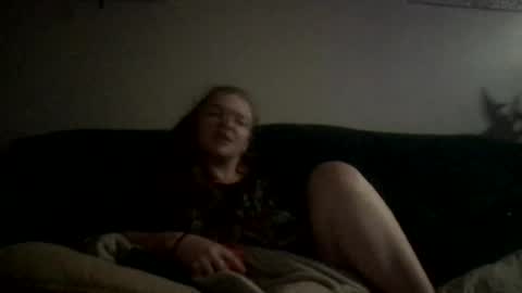 Snapshot of jazzylynn27 chatting on 18, 11, 2025 jazzylynn27 online show from 18, 11, 2025